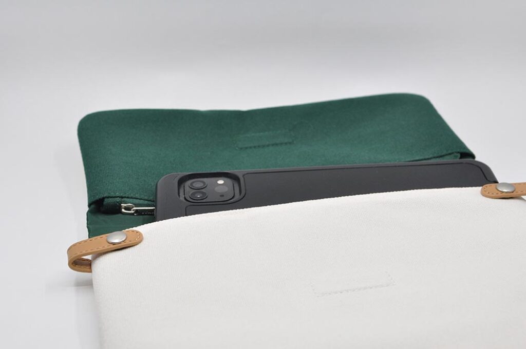 스타벅스 폴더블 크로스백 크림, 아이패드 가방