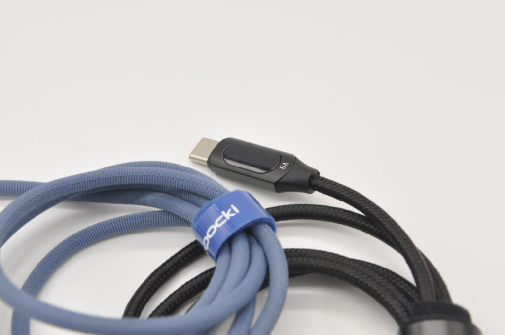 Toocki 아이폰 및 삼성 USB C타입 초고속 충전케이블 디스플레이 모습