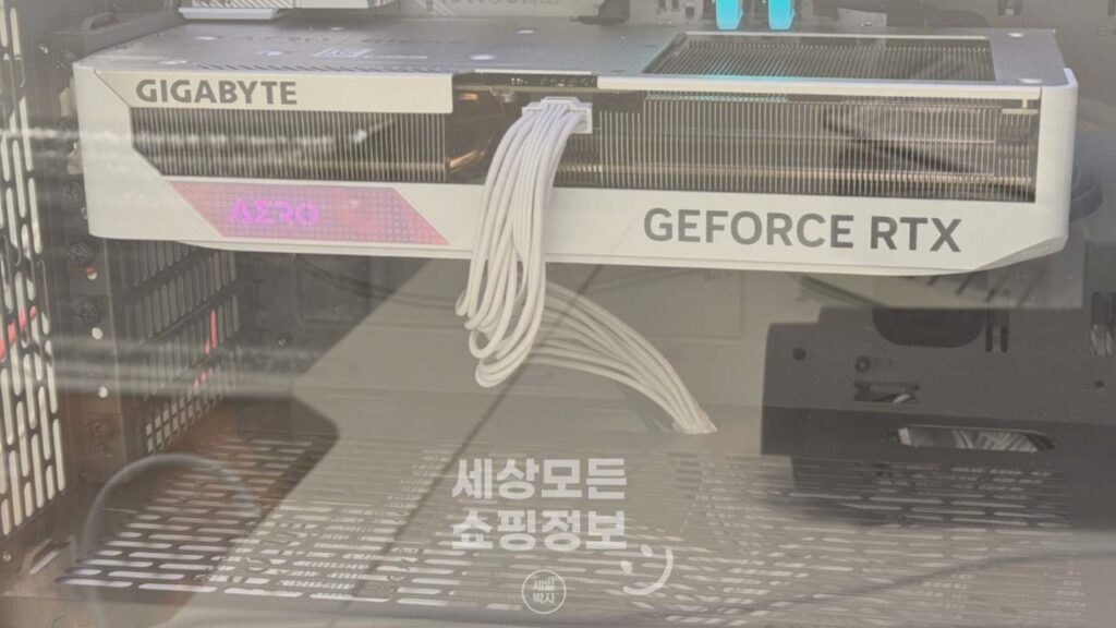시소닉 파워 1000W 깔끔한 화이트 색상 후기